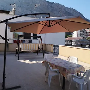 Casa Degli Oleandri , Isola delle Femmine Italia