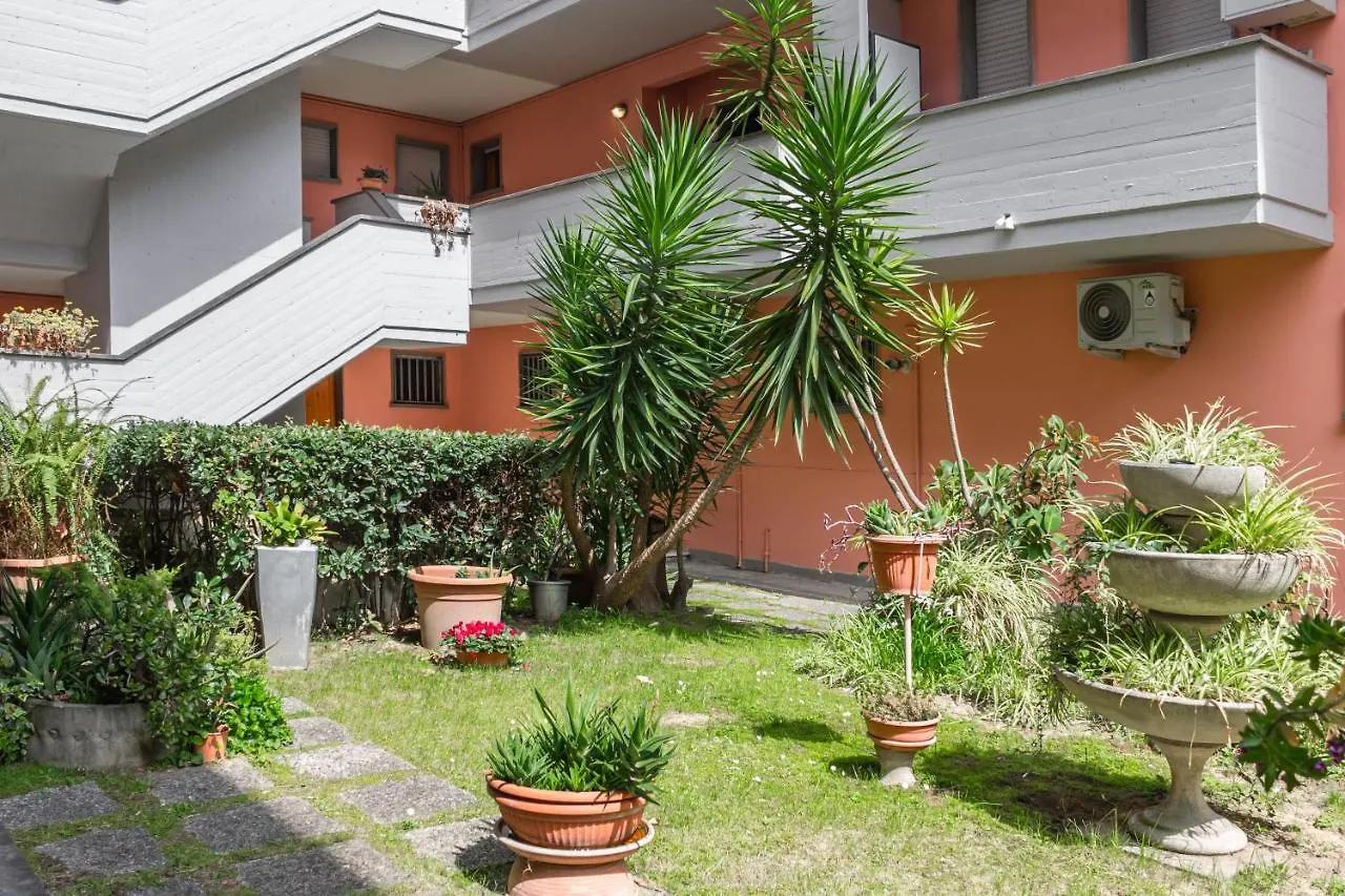Via Ciabattini Apartments - By Host4U Viareggio Italy