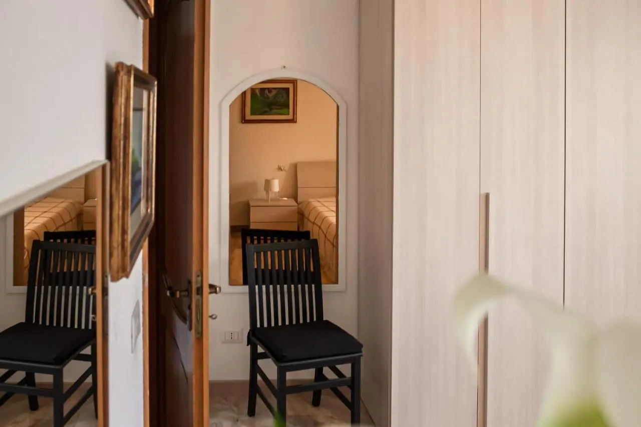Via Ciabattini Apartments - By Host4U Viareggio