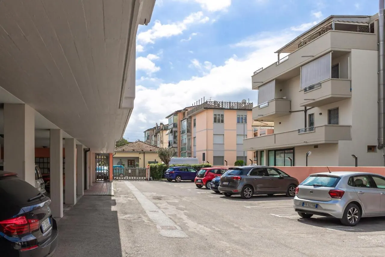 Via Ciabattini Apartments Viareggio 0*,  Italia